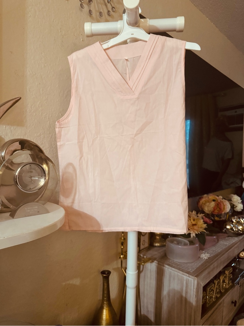 Sleeveless V-Neck Pink Women's Top